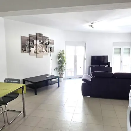 Historic Centre B - Αλμπουφέιρα