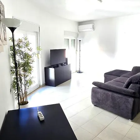 Historic Centre B - Apartman *